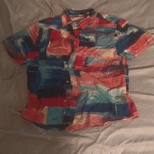 Different color button down short sleeve shirt small